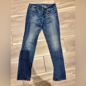 NWOT American Eagle Skinny Jeans